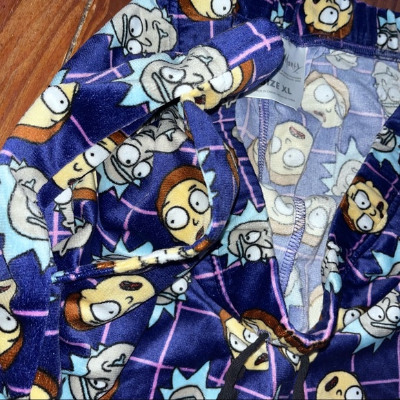 Rick & Morty Pj’s - Picture 4 of 5